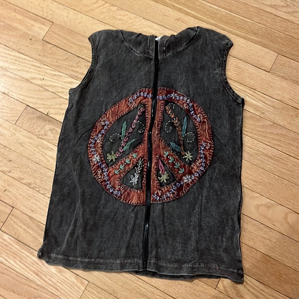 Kids The collection royal hippie size: S hooded tank top 🌸🌈 NWT